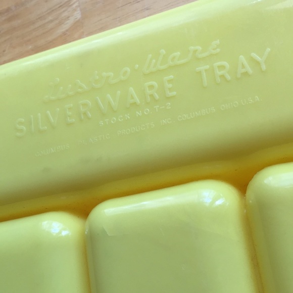 1950's Lustro Ware Styrene Plastic Tray - Picture 2 of 7